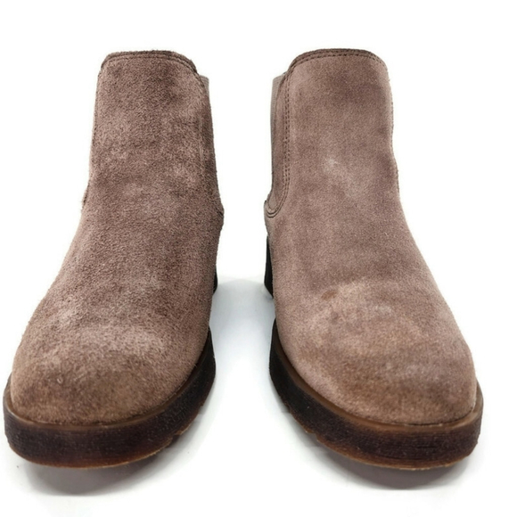 Timberland Light Tan Suede Pull-On Lug-Sole Chealsea Mid Ankle Boots - Picture 2 of 12